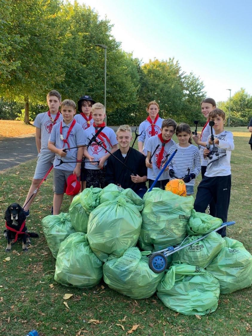 The 6th Friern Barnet Group helped collect litter at Friern Bridge Open Space.
