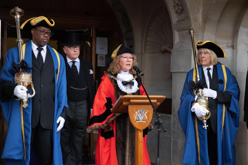 The Worshipful Mayor of Barnet, Cllr Alison Moore Proclaims His Majesty The King