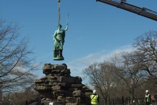 /The%20Peace%20statue%20has%20been%20removed%20for%20two%20months%20of%20restoration%20works
